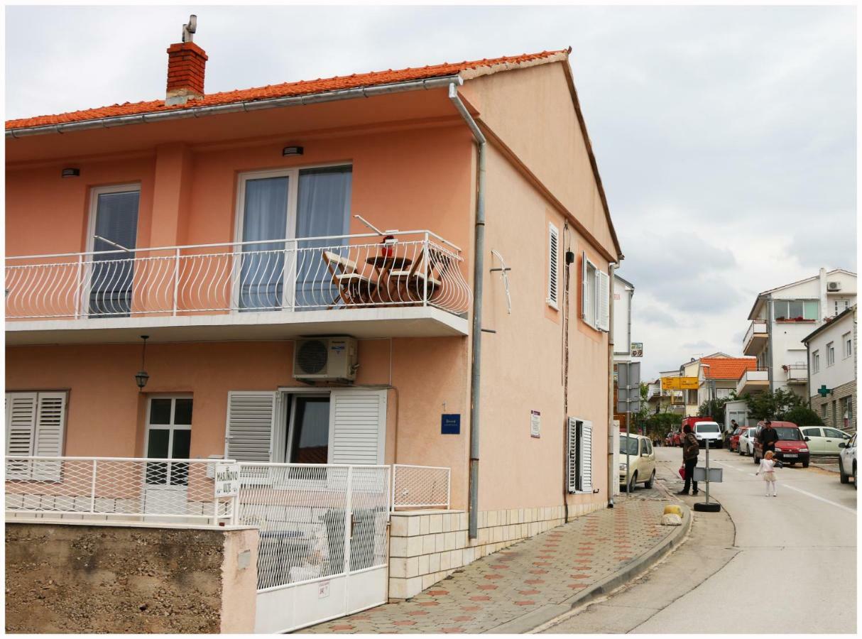 Apartman Loretta Primosten Exterior photo
