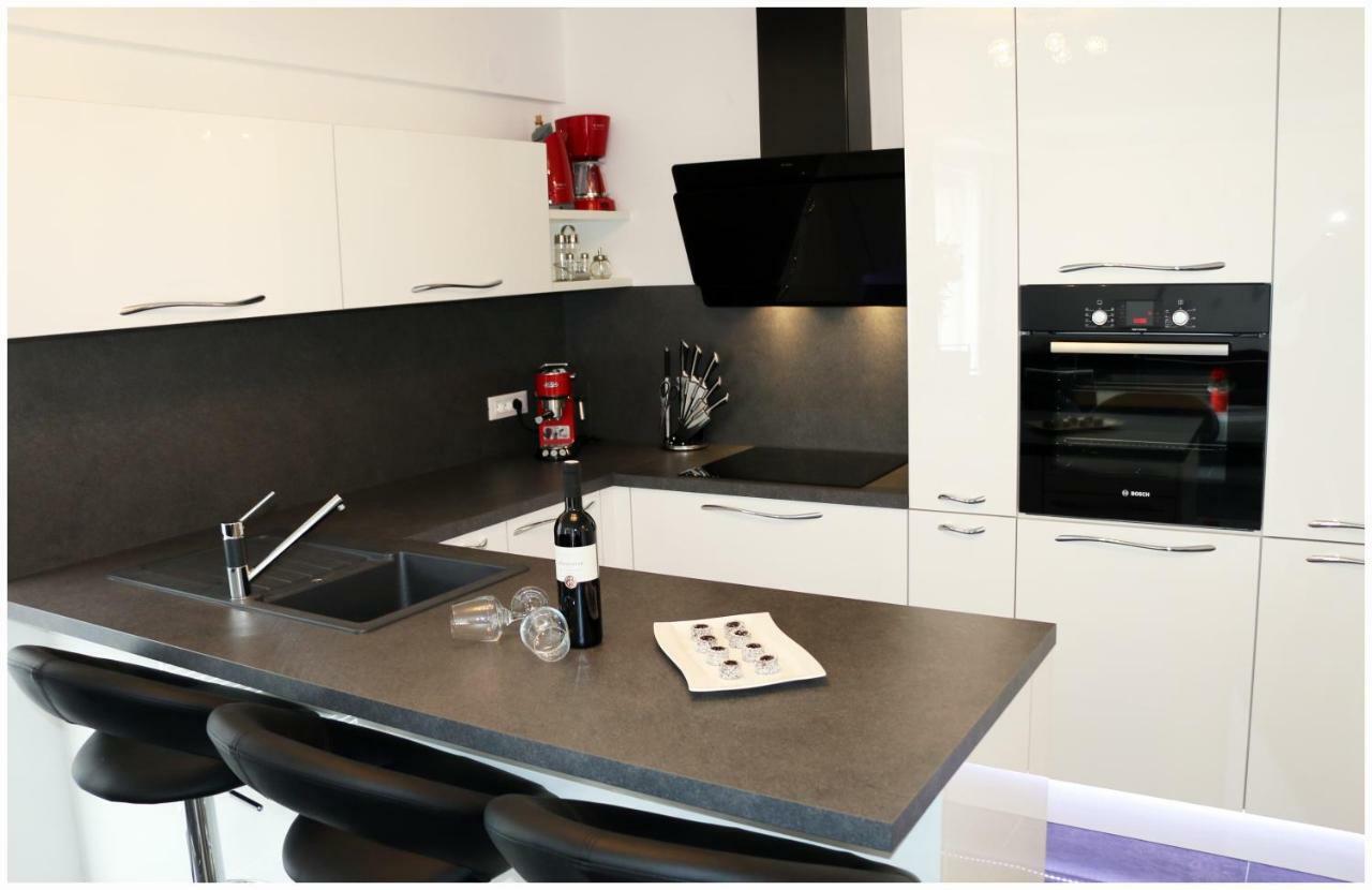 Apartman Loretta Primosten Exterior photo